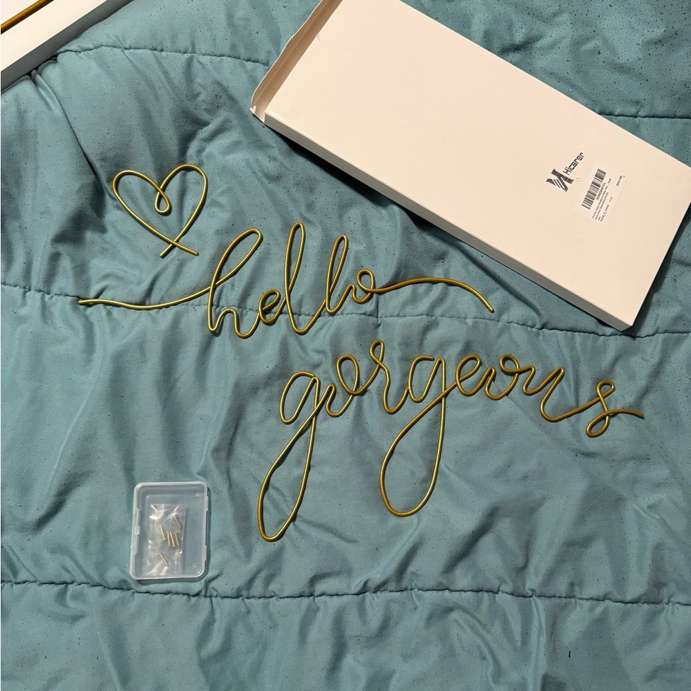 Gold Wire Wall Art 'Hello Gorgeous'